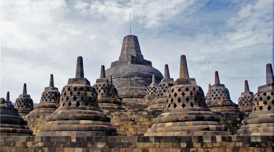 10 Amazing Hindu Temples In India You Should Consider To Visit