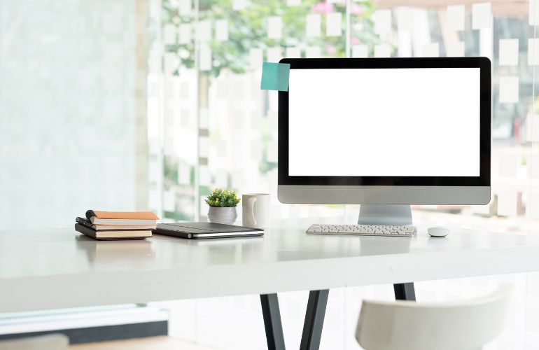 How To Create A Bootable DVD And USB Drive Installer For Windows 10